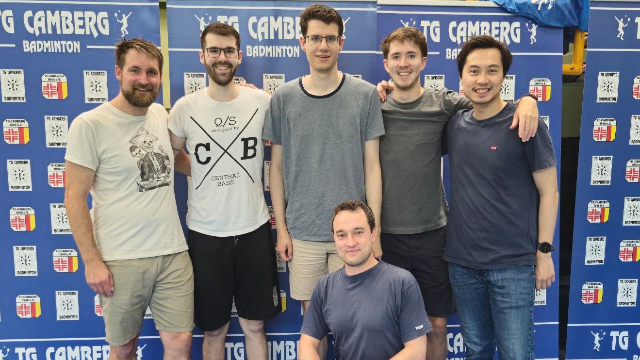 Gruppe von Badminton-Spielern beim TG Camberg in Bad Camberg
