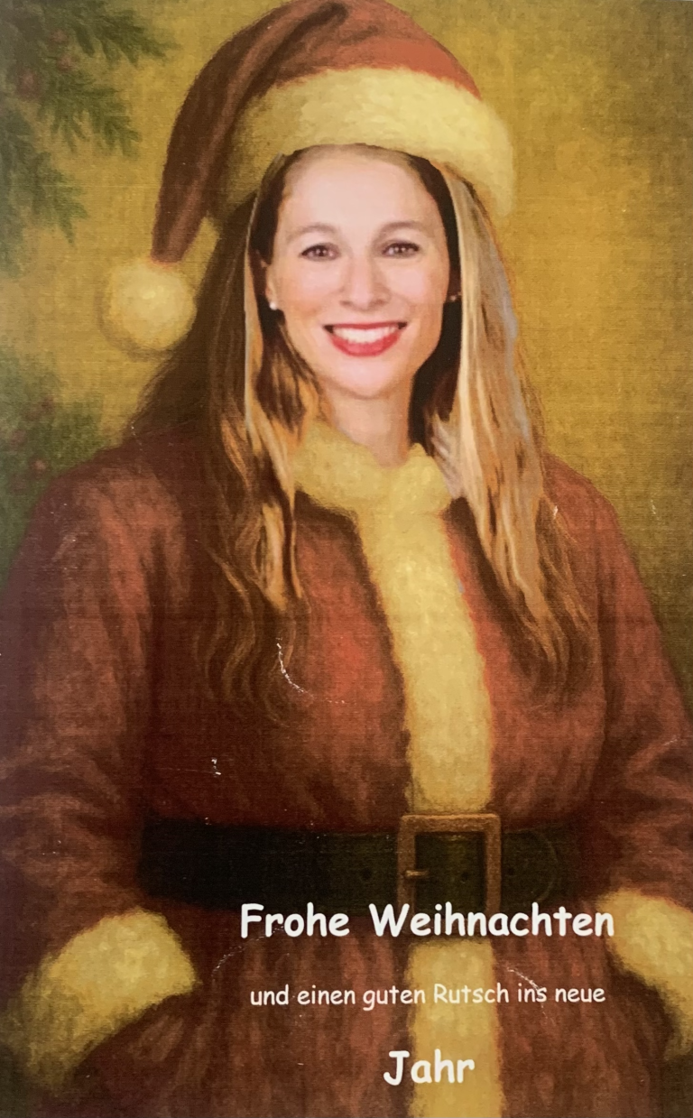 Person im Weihnachtskostüm bei der Weihnachtsfeier der Nachfolgegruppe