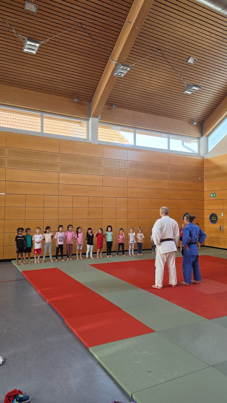 Judo-Training fr Kinder in der Sporthalle am 21.09.2026 Kindergruppe beim Judo-Training in einer Sporthalle am 21.09.2026