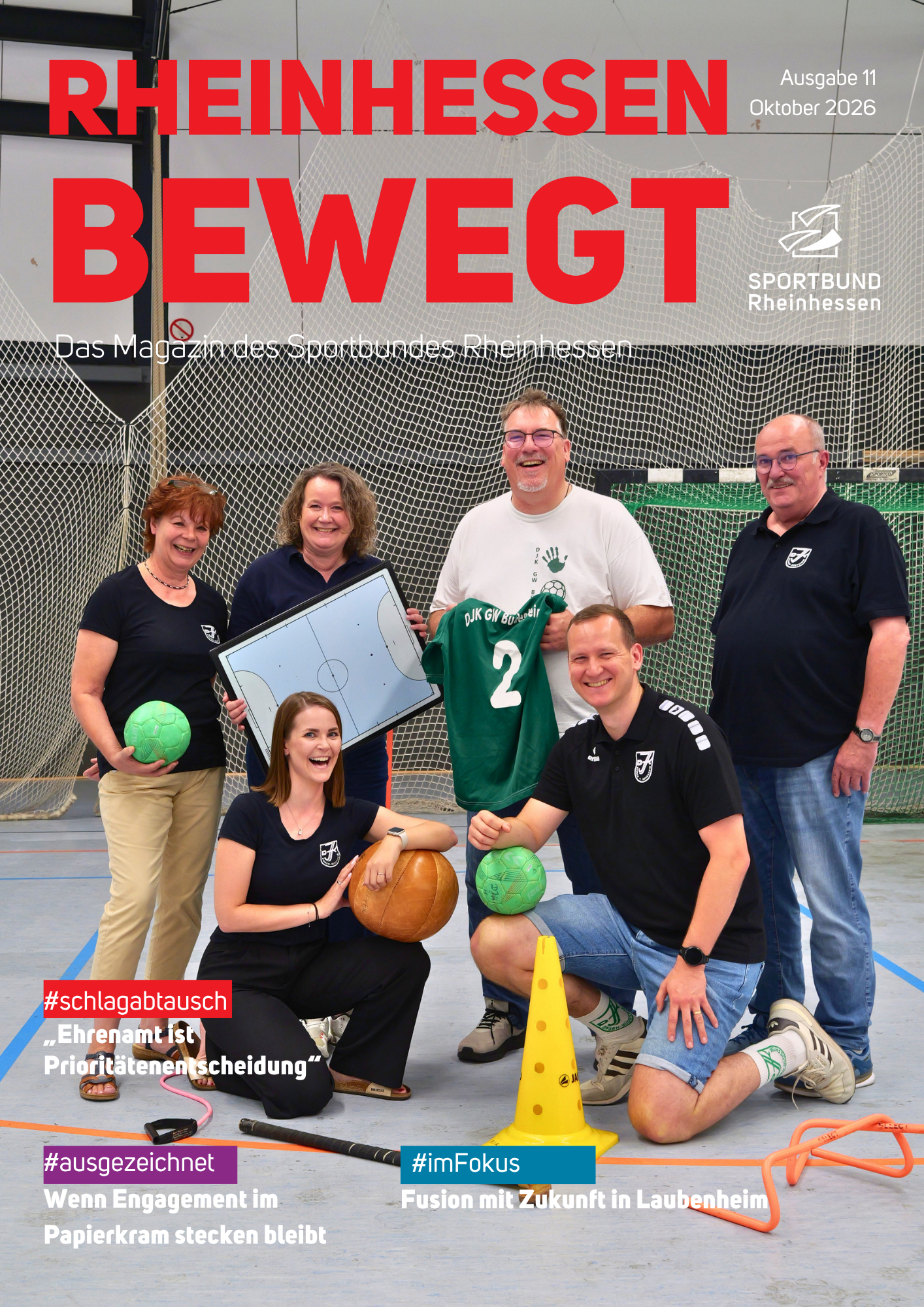 Cover des Magazins 'BEWEGT' des Sportbundes Rheinhessen mit ehrenamtlichen Sportlern in einer Sporthalle