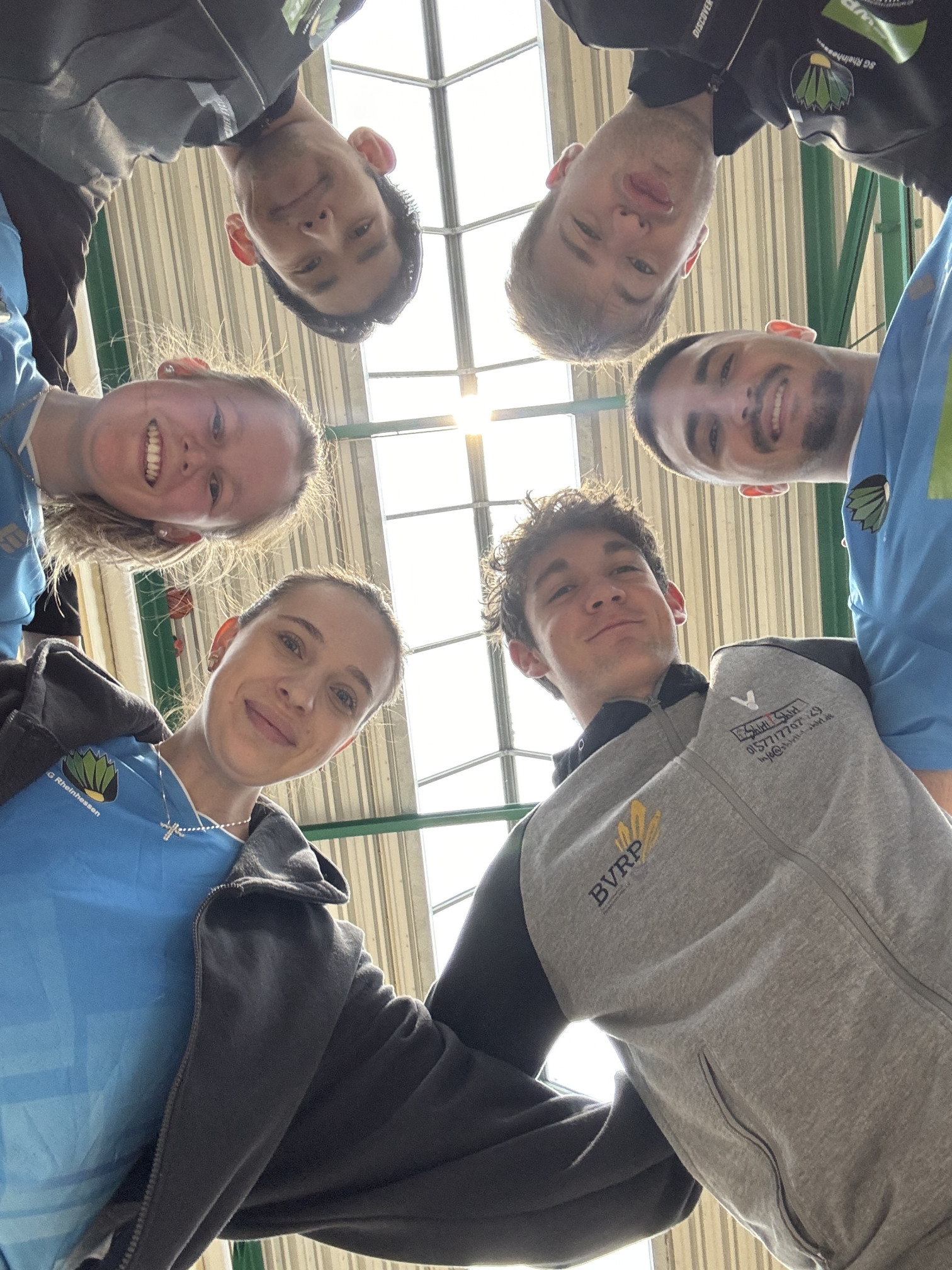 Badminton-Team BVRP in Sporthalle beim gemeinsamen Treffen
