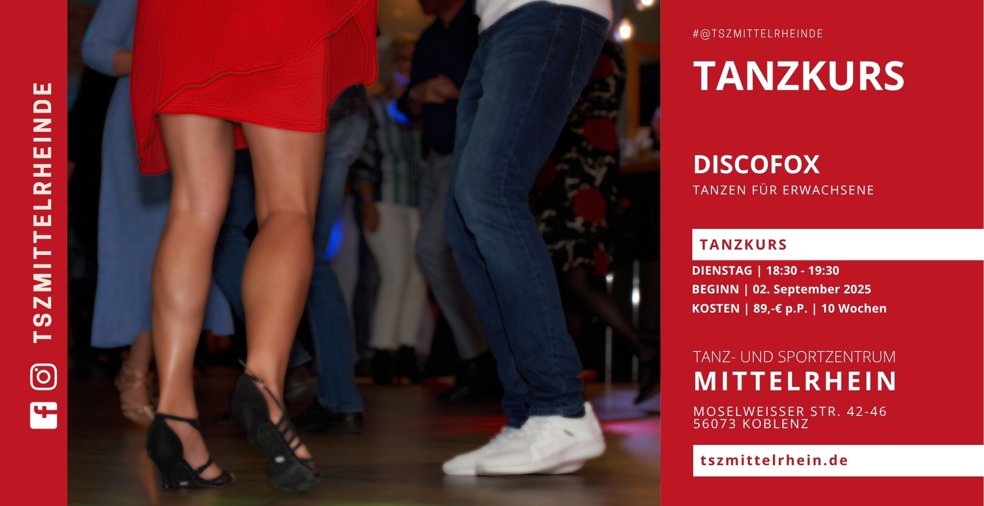 Tanzendes Paar bei einer Disco-Party in einer Tanzschule