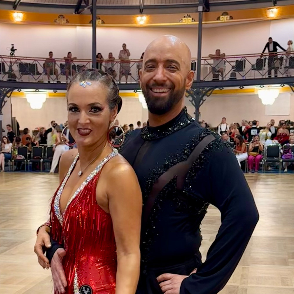 Tanzpaar beim Turnier des TSZM auf dem GOC 2023 in festlicher Halle