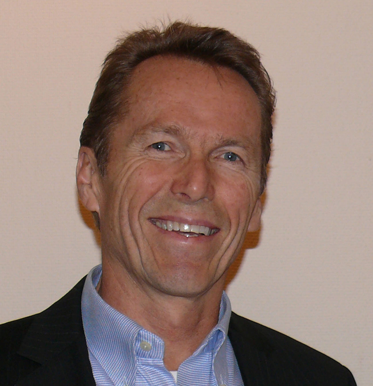 Porträt von Dag Furuholmen im Quadrat-Format