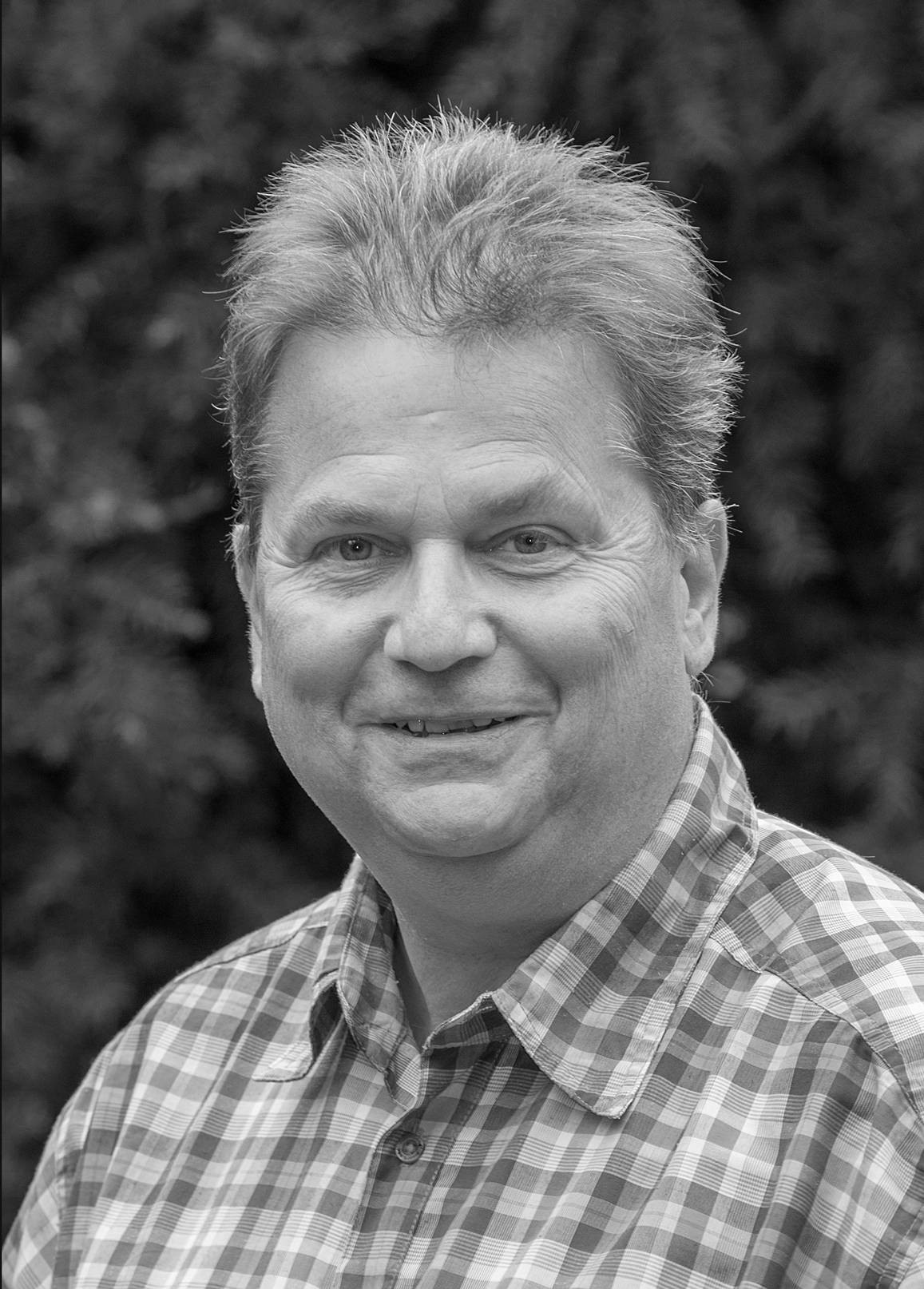 Porträt von Peter Uhl in Schwarzweiß