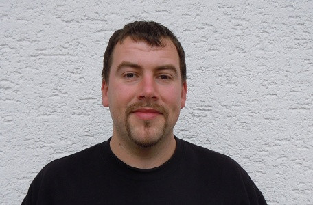 Porträt von Sebastian Wimmer – Geschäftsleitung, Ansprechpartner für Verkauf und Teile