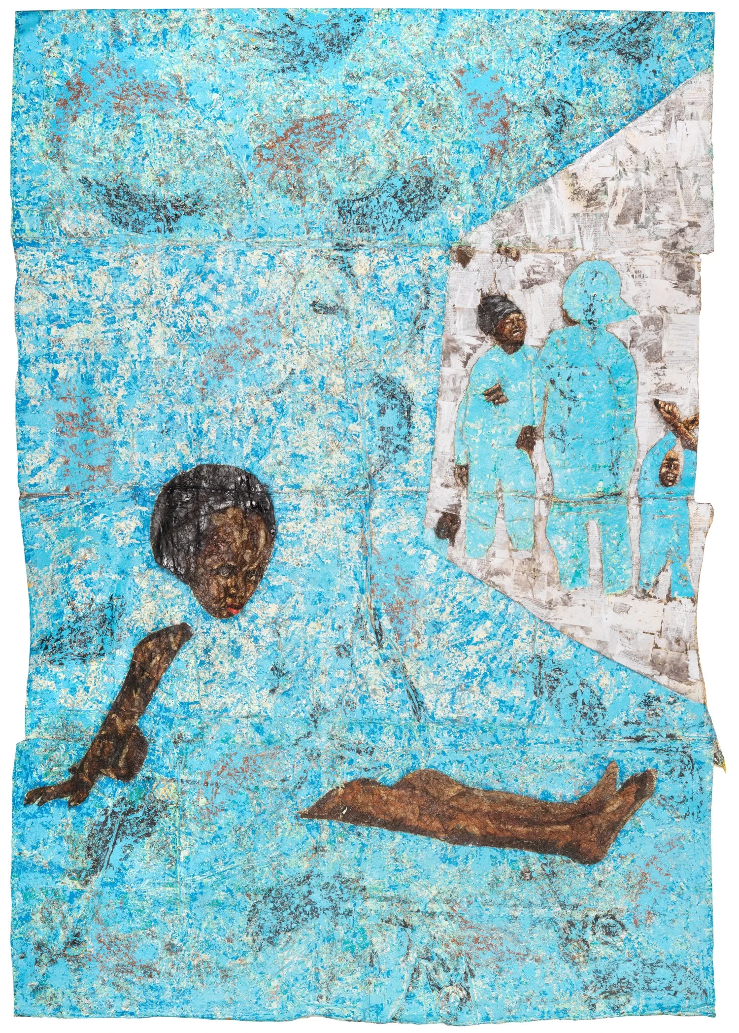 Kunstwerk von Kaloki Nyamai mit blauen und braunen Figuren auf strukturierter Leinwand