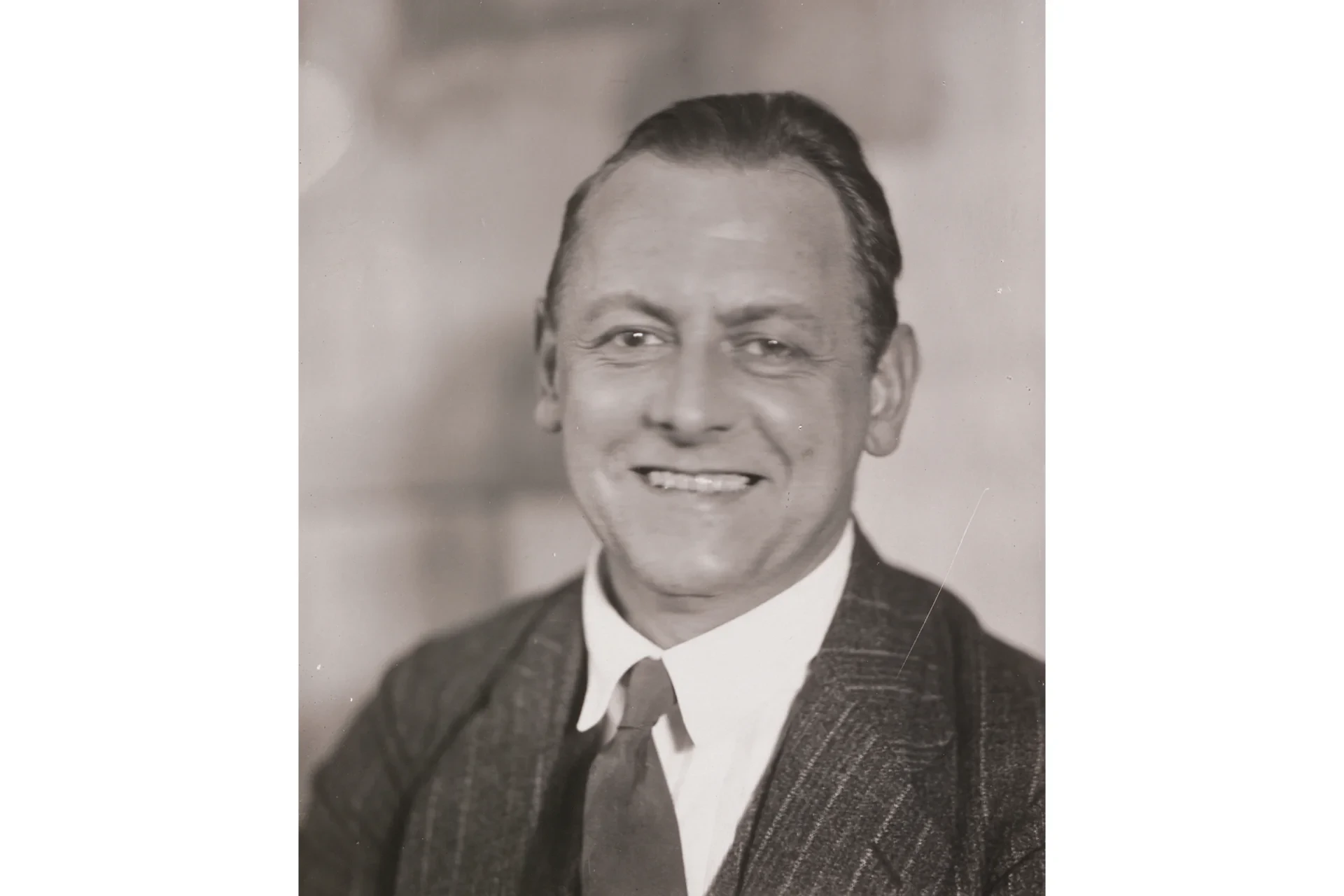 Porträt von Kurt Schwitters, fotografiert von Genja Jonas