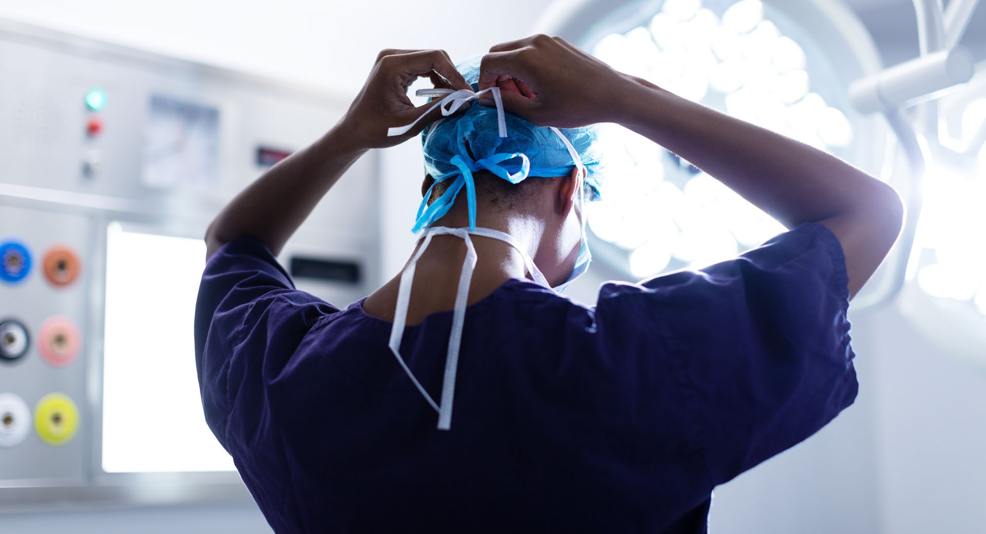 Prostata Hilfe Deutschland: Arzt im Op-Saal