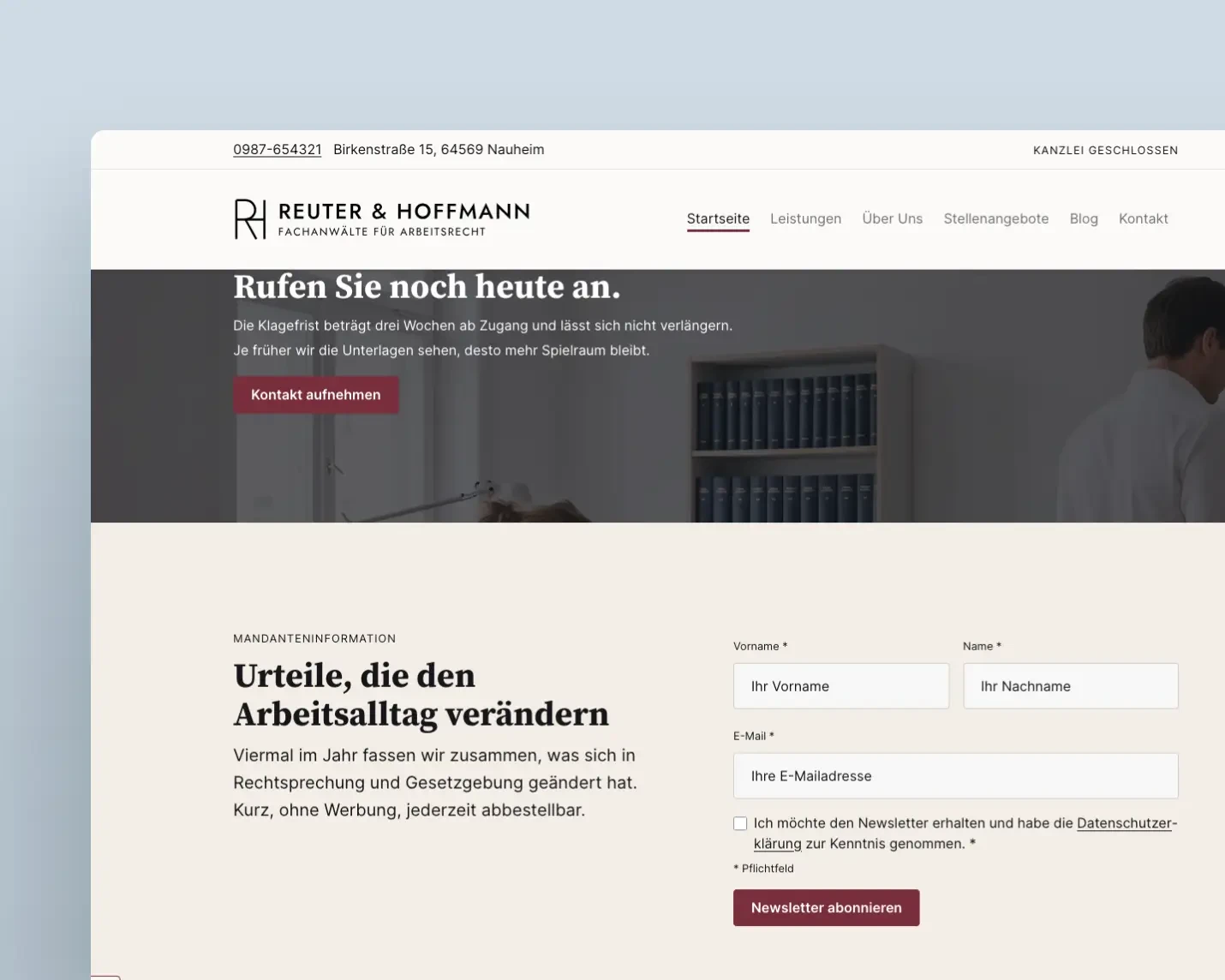 Newsletter-Anmeldeformular auf einer Website mit Feldern für Vorname, Name und E-Mail, Einwilligungshäkchen mit Datenschutzhinweis und Abonnieren-Button