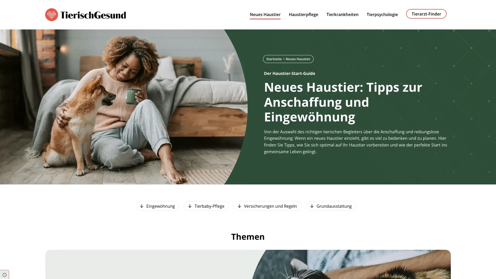 Frau mit Hund auf dem Boden – Tipps zur Anschaffung und Eingewöhnung eines neuen Haustiers auf tierischgesund