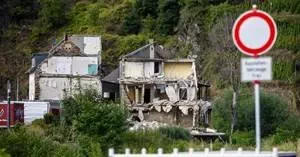 Zerstörtes Haus im Ahrtal nach der Flutkatastrophe