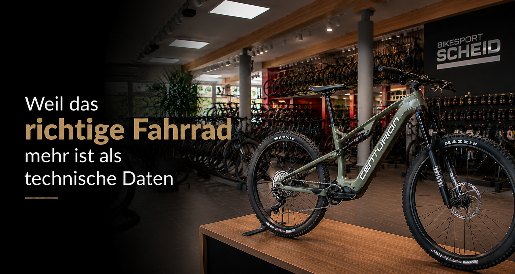 Modernes Centurion Fahrrad im Fahrradgeschäft am 24. Juni 2026, präsentiert auf einem Podest