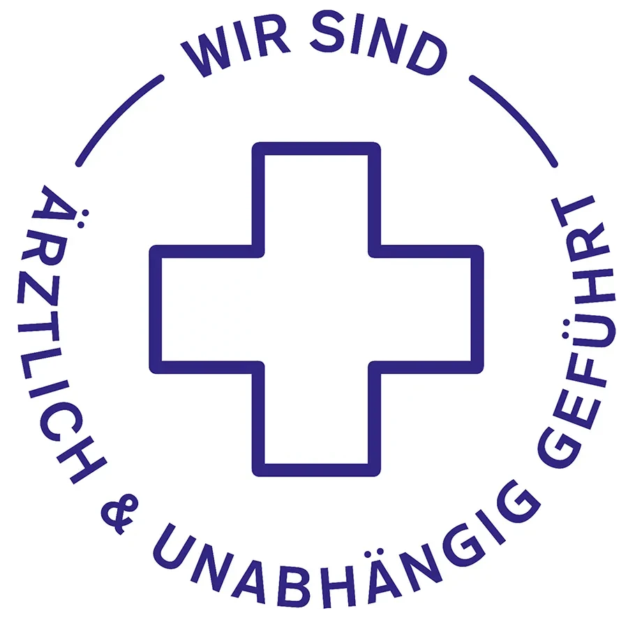 Siegel mit Kreuz und Text 'Wir sind ärztlich & unabhängig geführt'