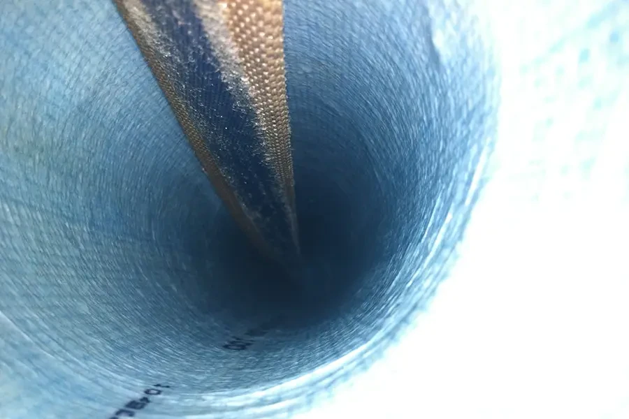 Linersanierung von innen – Blick in einen sanierten Rohrliner