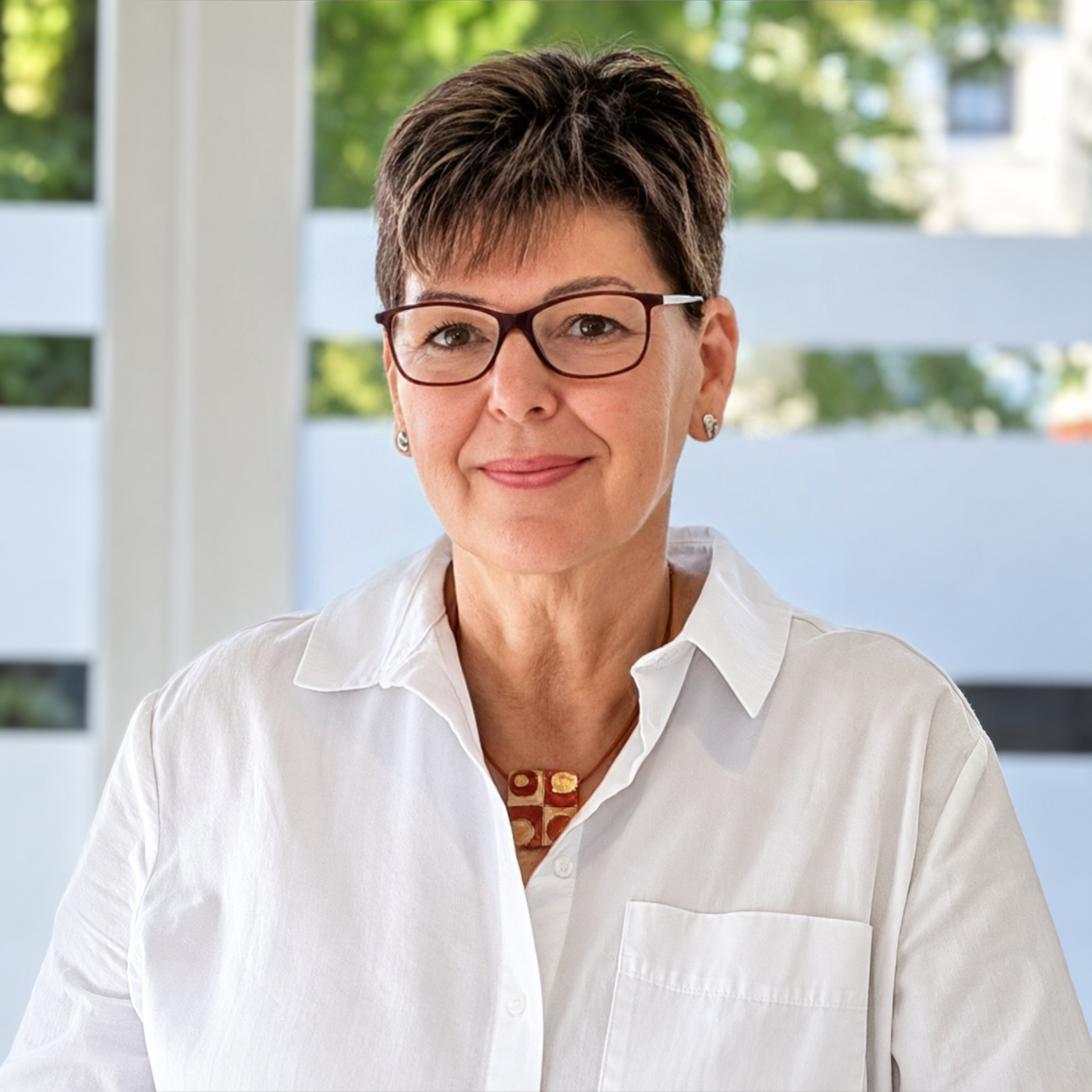 Porträt einer Frau im Stadthaus, neues Bild vom 24.09.