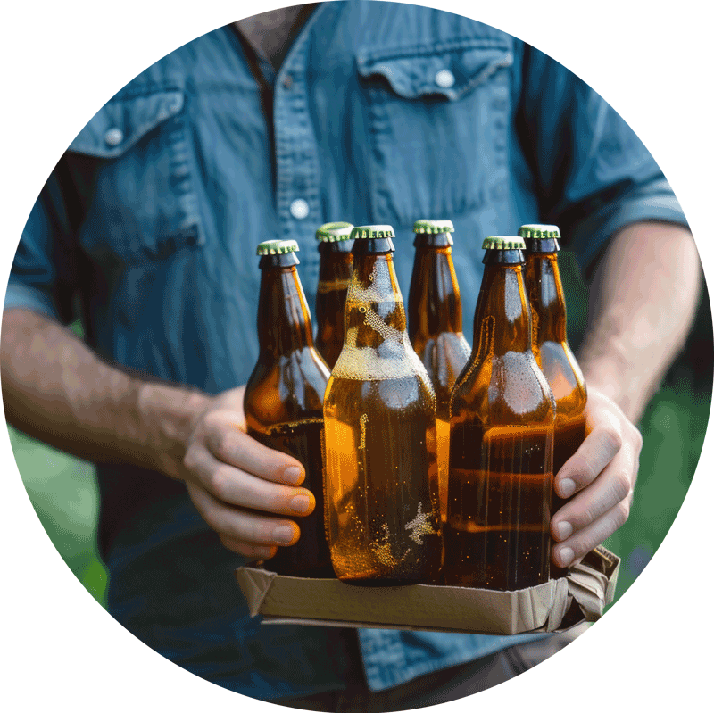 Mann, Bier in der Hand, Bierflaschen