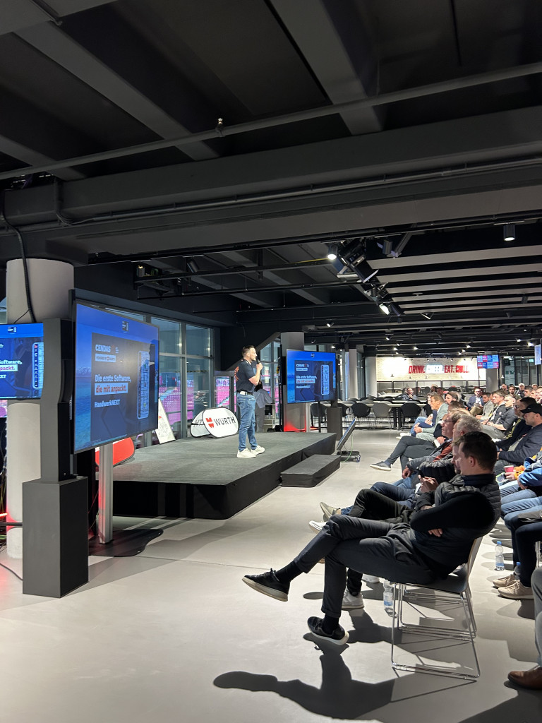 Präsentation von CENDAS und Würth bei HandwerkerNEXT Event vor Publikum