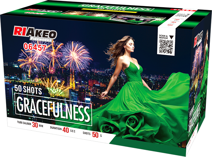 L6457 Gracefulness Feuerwerksbatterie von AKEO Fireworks mit Frau im grünen Kleid und Feuerwerk über Stadt