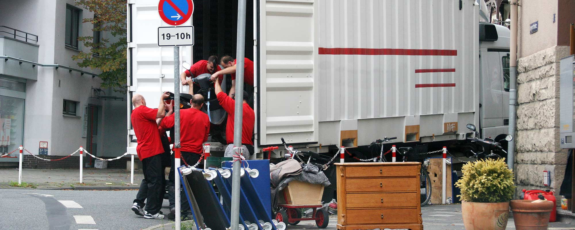 header-haushaltsaufloesung-teamwork