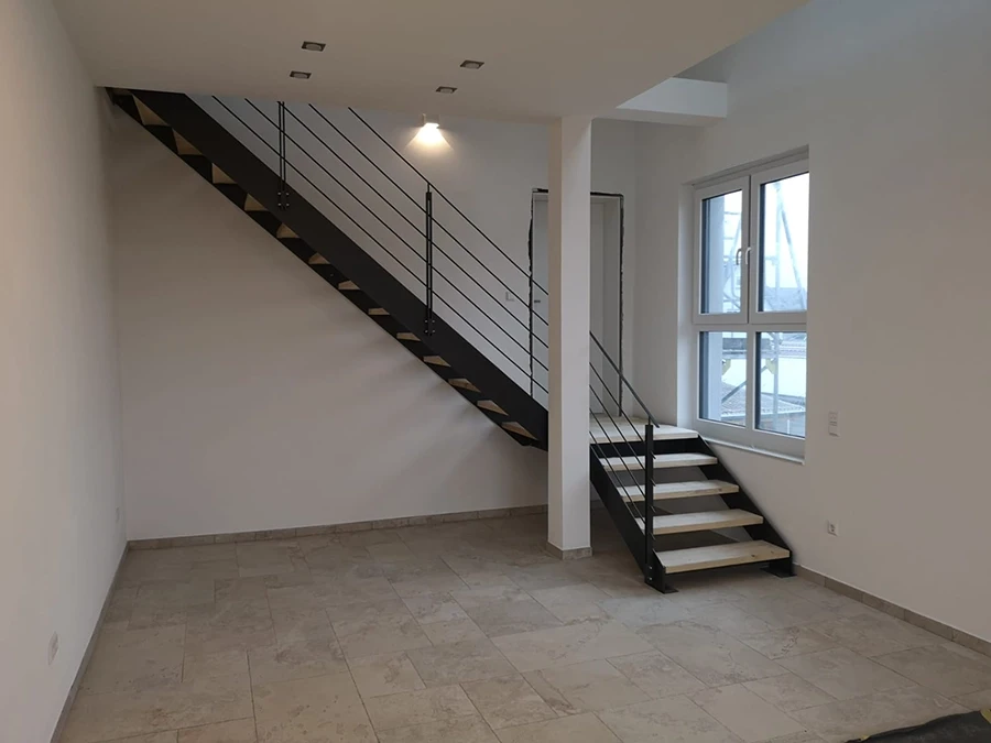 Moderne Innenraumtreppe