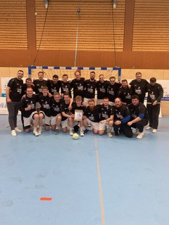 Mannschaftsfoto der BV Garrel Regionsliga Herren in einer Sporthalle
