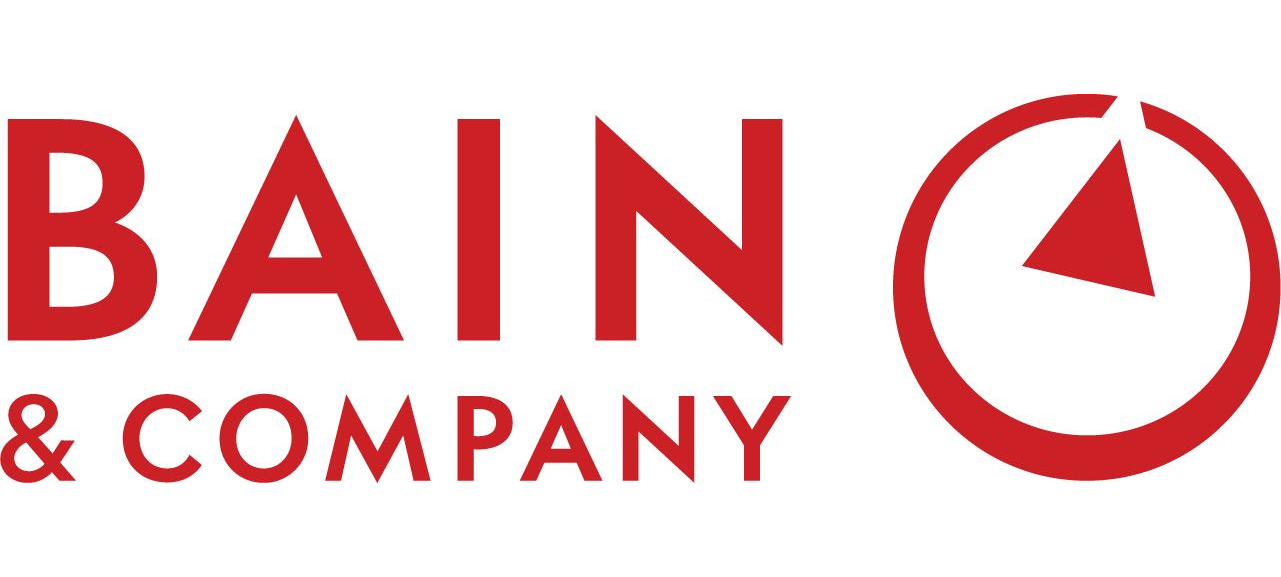 Bain & Company Logo in Rot auf weißem Hintergrund