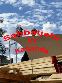Sabbatjahr in Kanada – Thomas Feichtinger arbeitet auf einer Baustelle Thomas Feichtinger beim Sabbatjahr in Kanada auf einer Baustelle mit Holz und Bauplatten