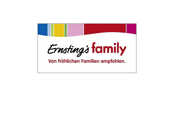 Ernsting's family Logo mit Slogan 'Von fröhlichen Familien empfohlen'