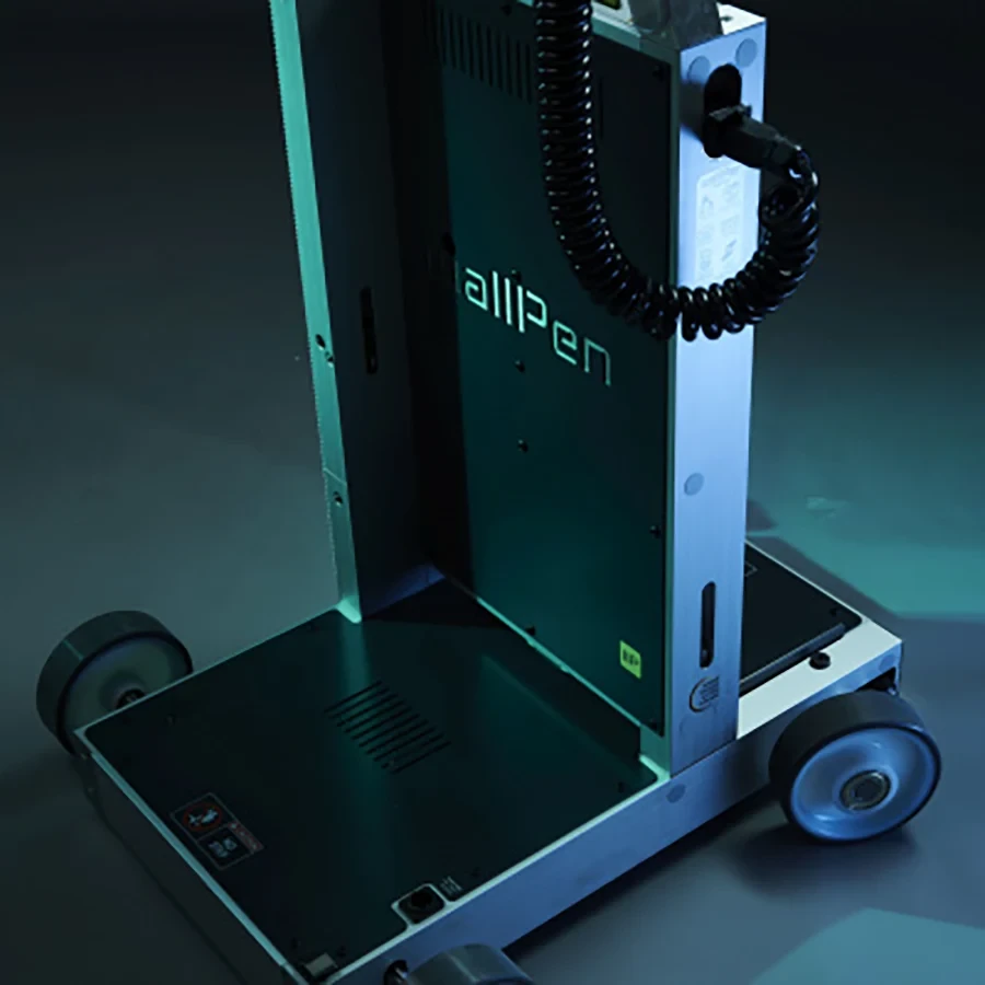 Detailansicht eines modernen Wanddruckers mit Rollen und Kabel, Modell 03