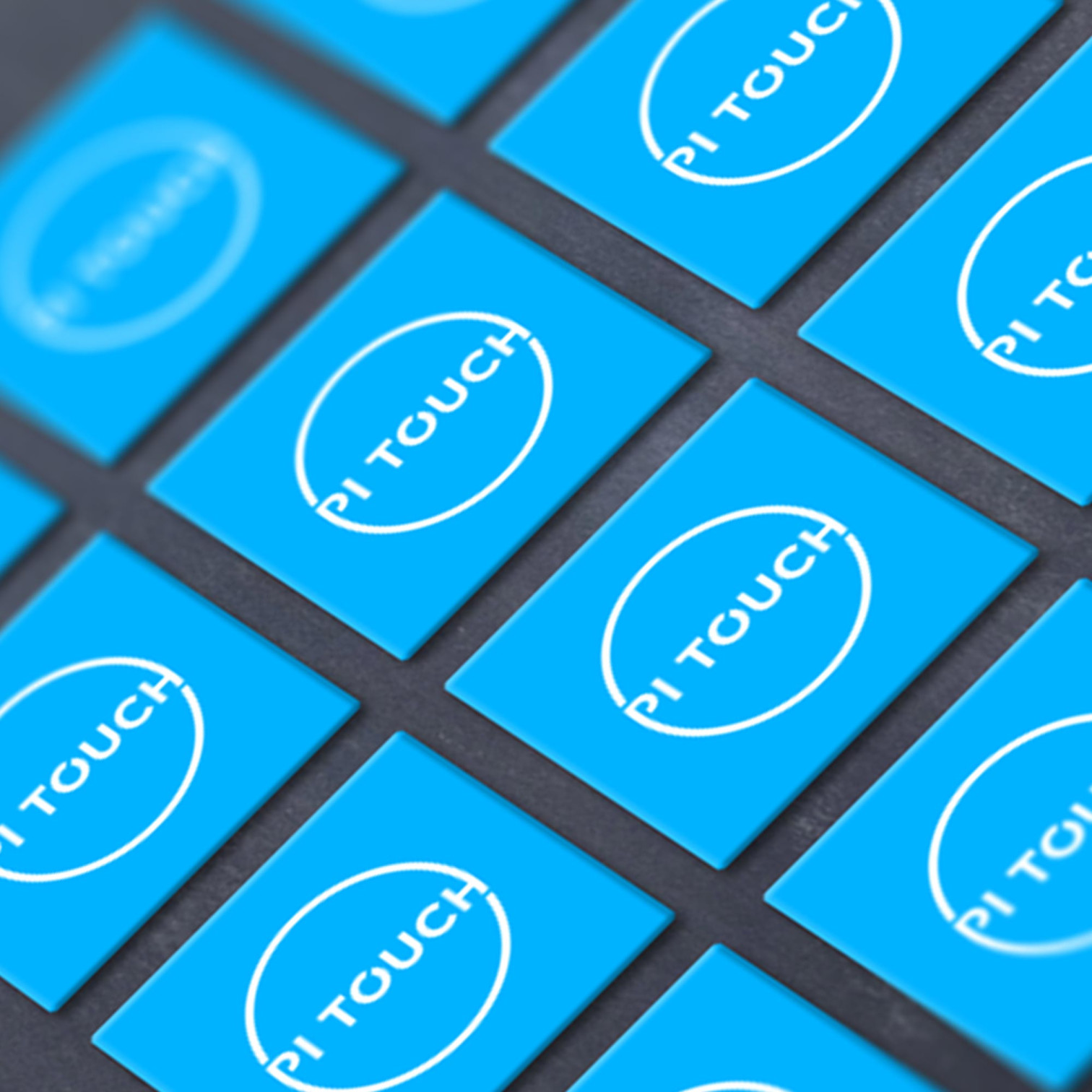 Produkt PiTouch Funktion auf blauen Karten