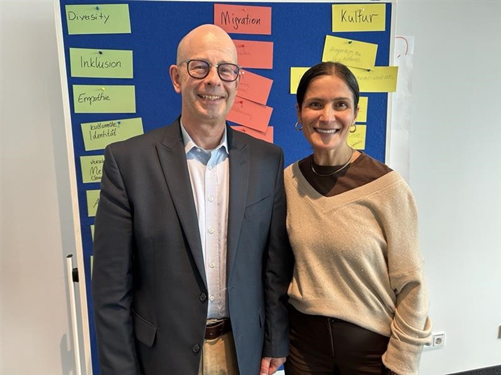 Interview mit Falk Sporlein und Yulyane Korkmaz zur Cultural Awareness bei der IHK Hannover, Foto von SKL