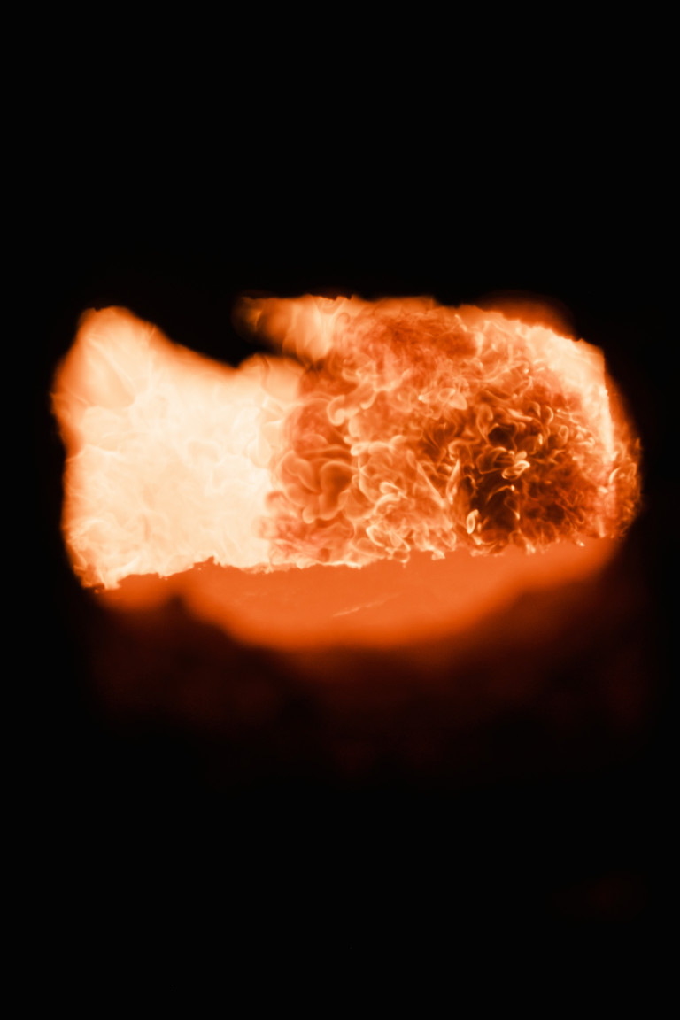 Glasherstellung bei Ardagh: Blick in einen glühenden Schmelzofen, IHK-Projekt 2026