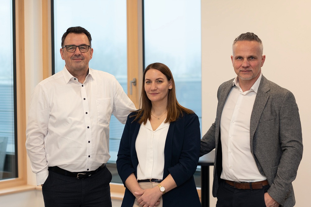 Teamfoto bei Reifen Ehrhardt in Ronshausen mit Hildebrand