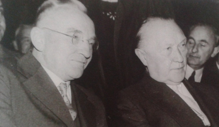 Historisches Foto von Niggemann und Adenauer