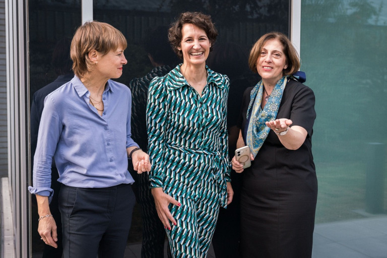 DIHK Business Women 2026: Burkert und Teilnehmerinnen im Austausch DIHK Business Women Event 2026 mit Burkert – drei Frauen im Gesprch