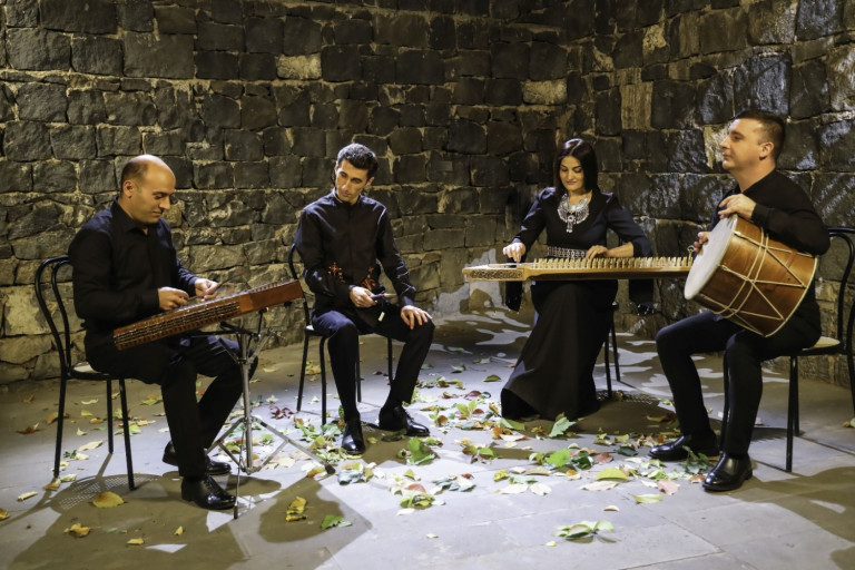 Arsen Petrosyan Quartett live – Foto von Alain Forest Arsen Petrosyan Quartett bei einem Auftritt, Foto von Alain Forest