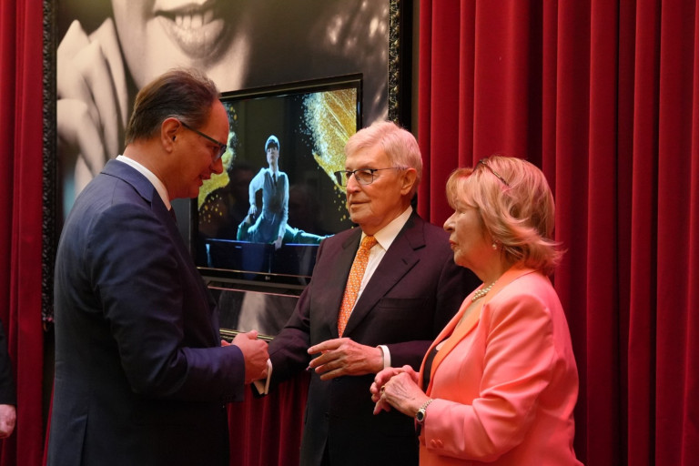 Benefizgala Niedergerke Stiftung 2025 – Gäste im Gespräch Gäste im Gespräch bei der Benefizgala der Niedergerke Stiftung 2025