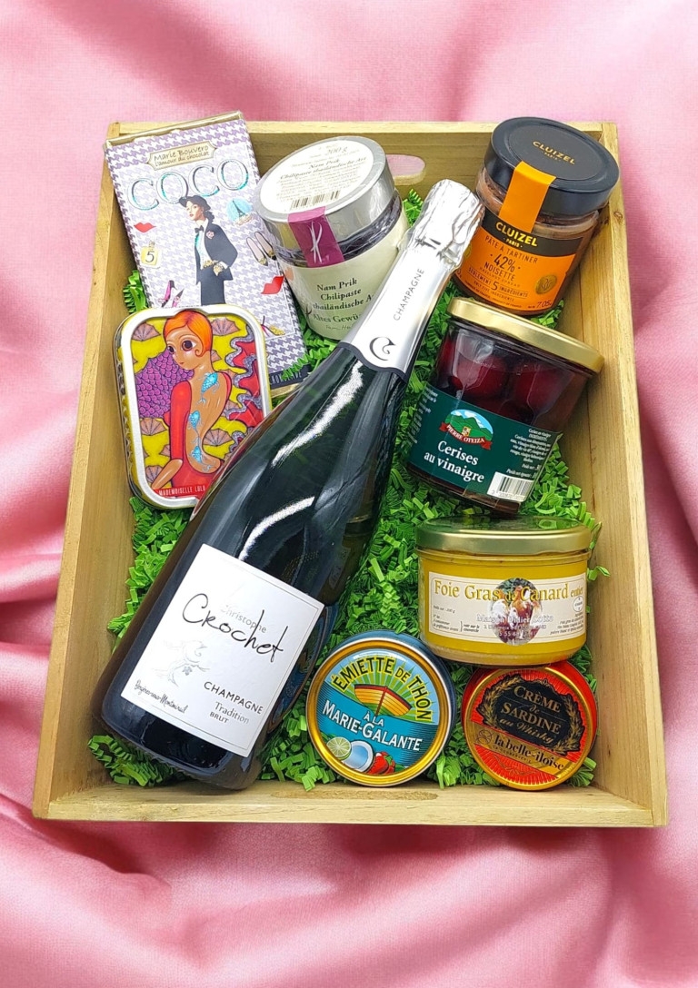 Gourmet-Geschenkkorb mit Christophe Crochet Champagner, Foie Gras, französischen Delikatessen und Feinkost