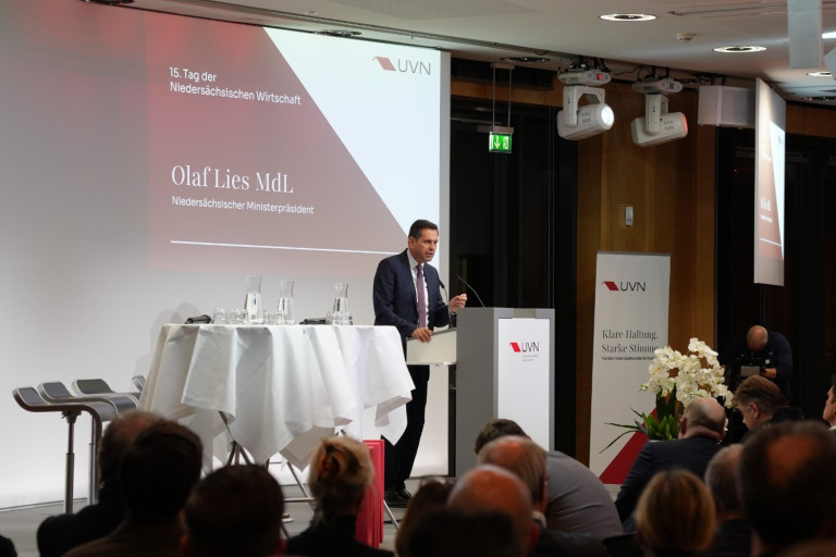 Olaf Lies MdL beim 15. Tag der Niedersächsischen Wirtschaft, Veranstaltung der UVN