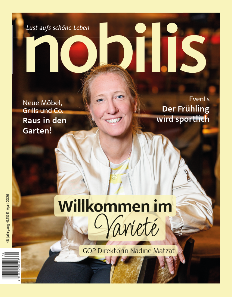 nobilis Magazin Cover April 2026 mit GOP Direktorin Nadine Matzat und Titel Willkommen im Varieté