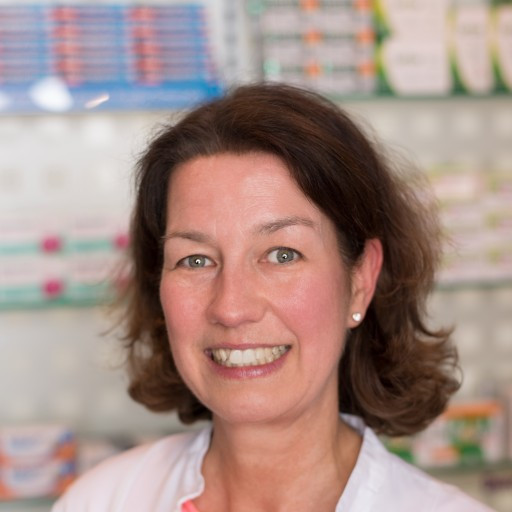 Frau Dossmann, Kundenberaterin