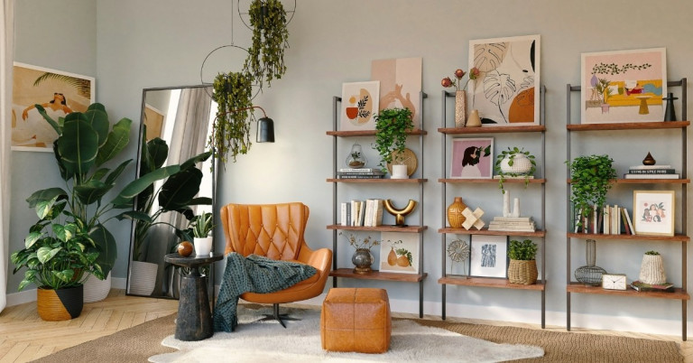 Modernes Wohnzimmer mit Regal aus Holz und Ledersessel, stilvolle Einrichtung und Dekoration