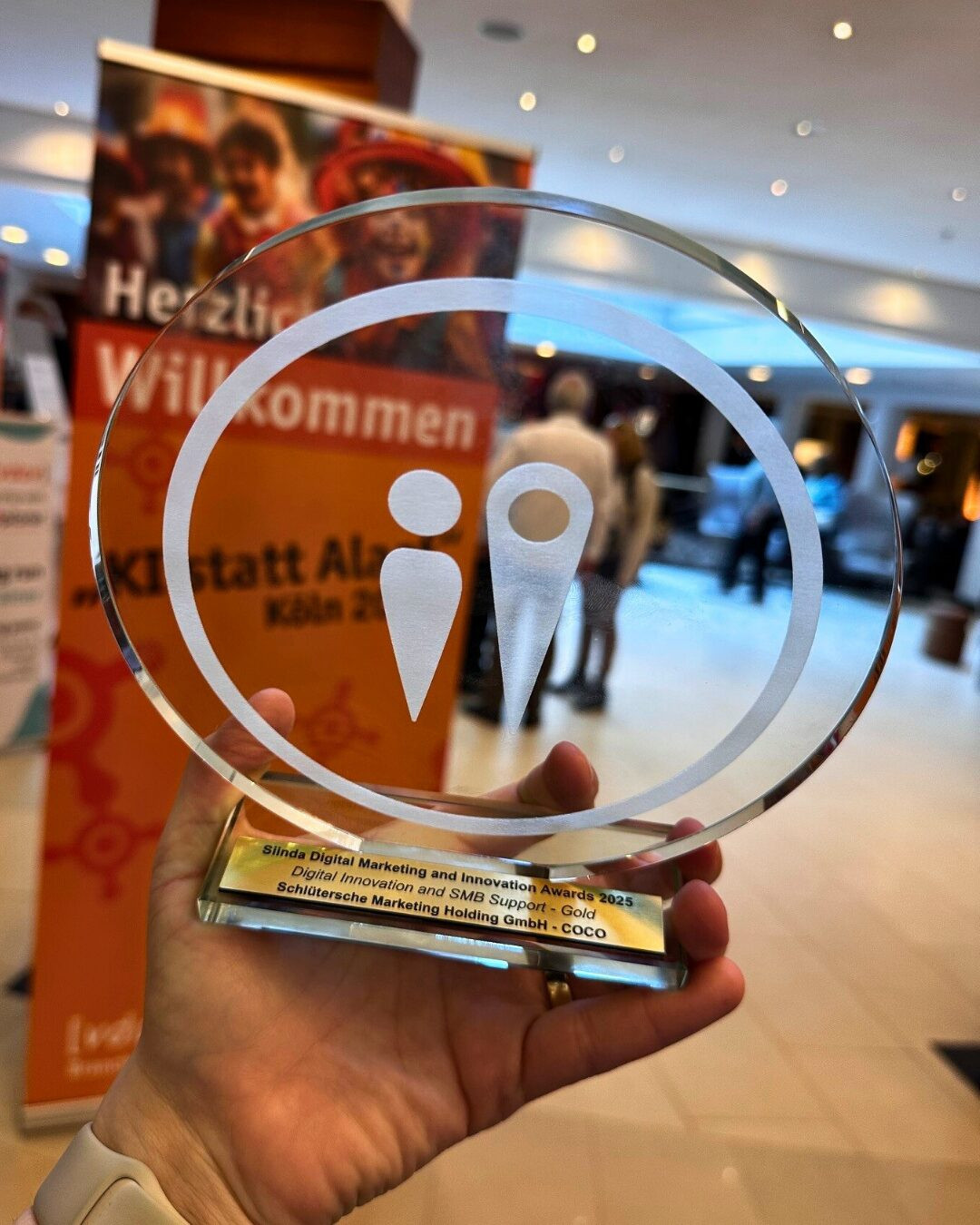 Slinda Digital Marketing Innovation Award 2023 Trophäe