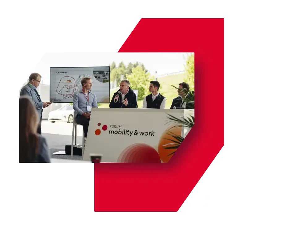 Podiumsdiskussion beim Forum Mobility & Work mit Präsentation und Teilnehmern