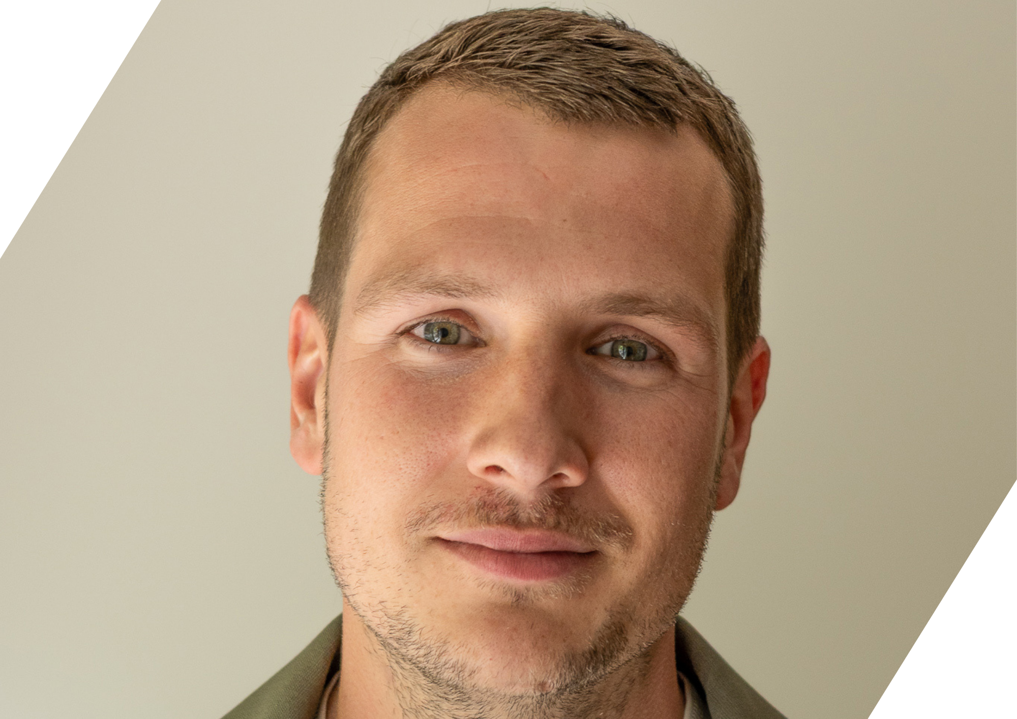 Benjamin Wahler Porträtfoto im DIN A4 Format