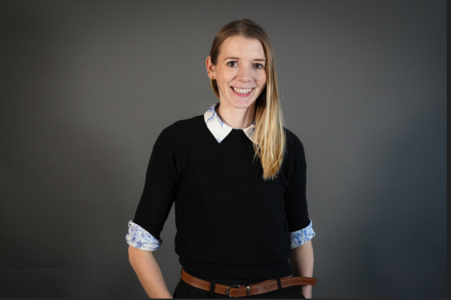 Porträtfoto Evelyn Holste Senior Sales Development Managerin