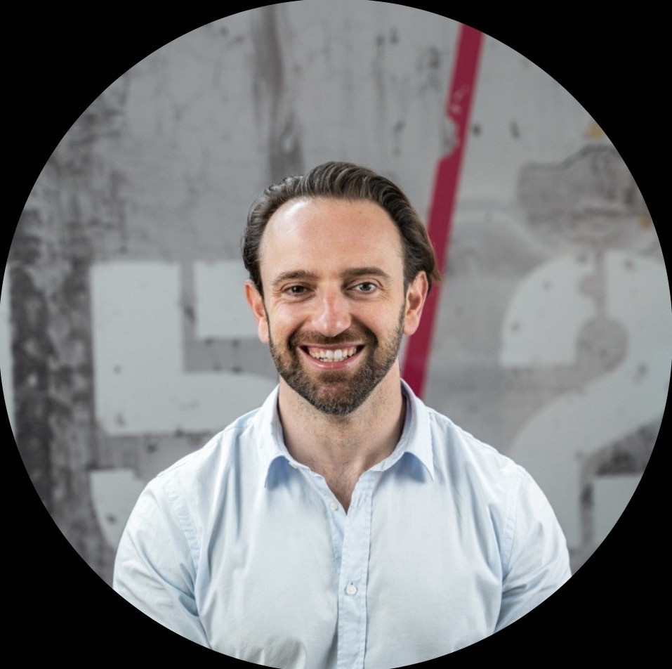 Alexej Konikov, Owner und CEO von Offsyte, Portraitfoto