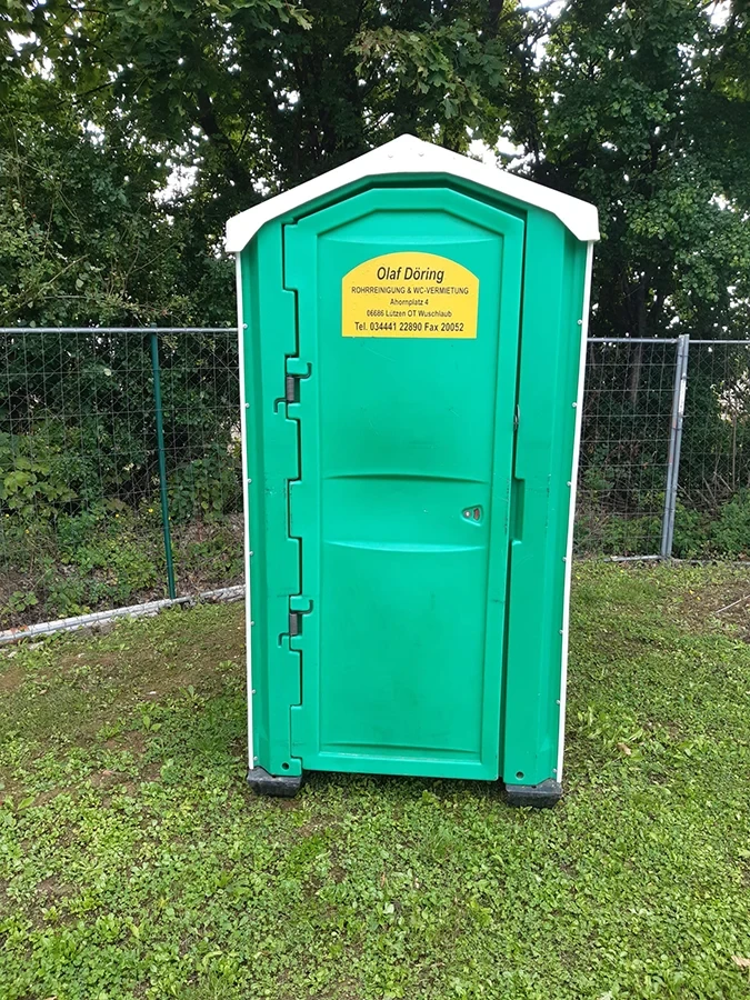 Mobile Toilette von Olaf Döring Rohrreinigung und WC-Vermietung in Lützen bei Weißenfels