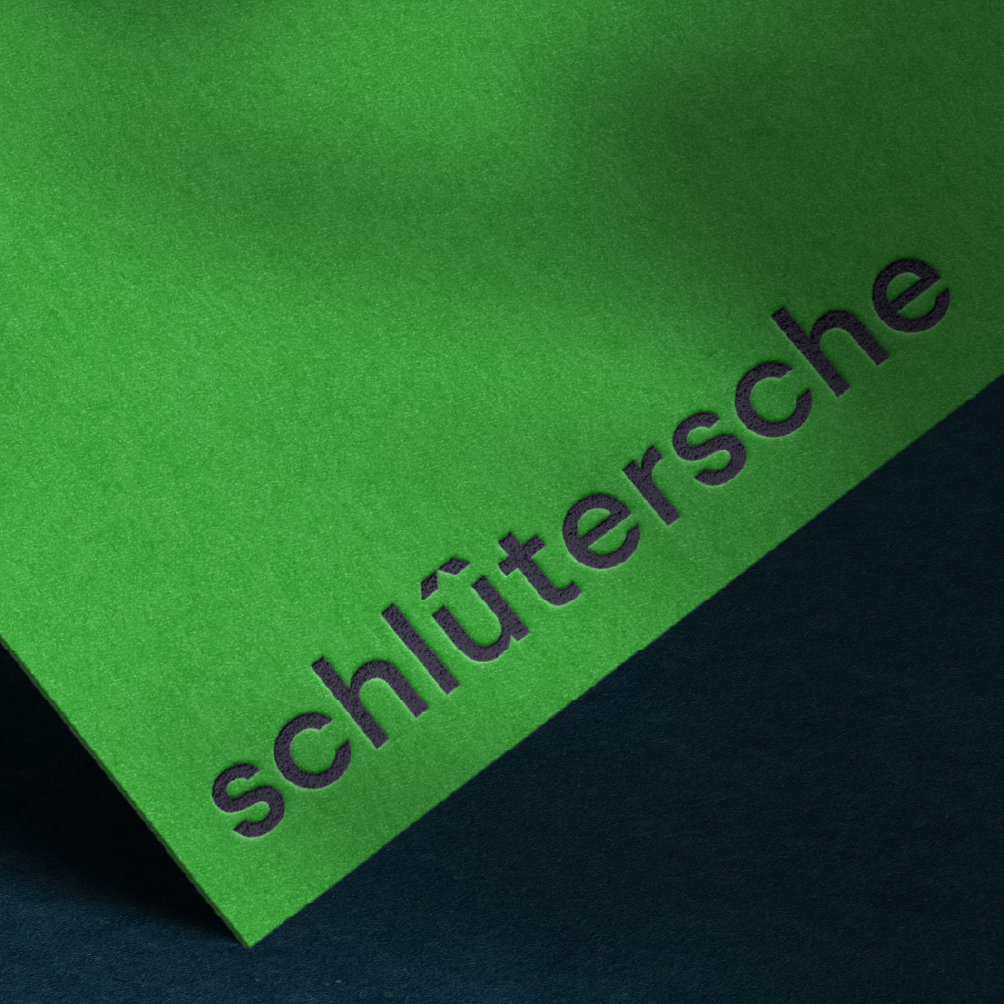 Schlütersche Logo auf grünem Hintergrund – SC Brandbase Anwendungen